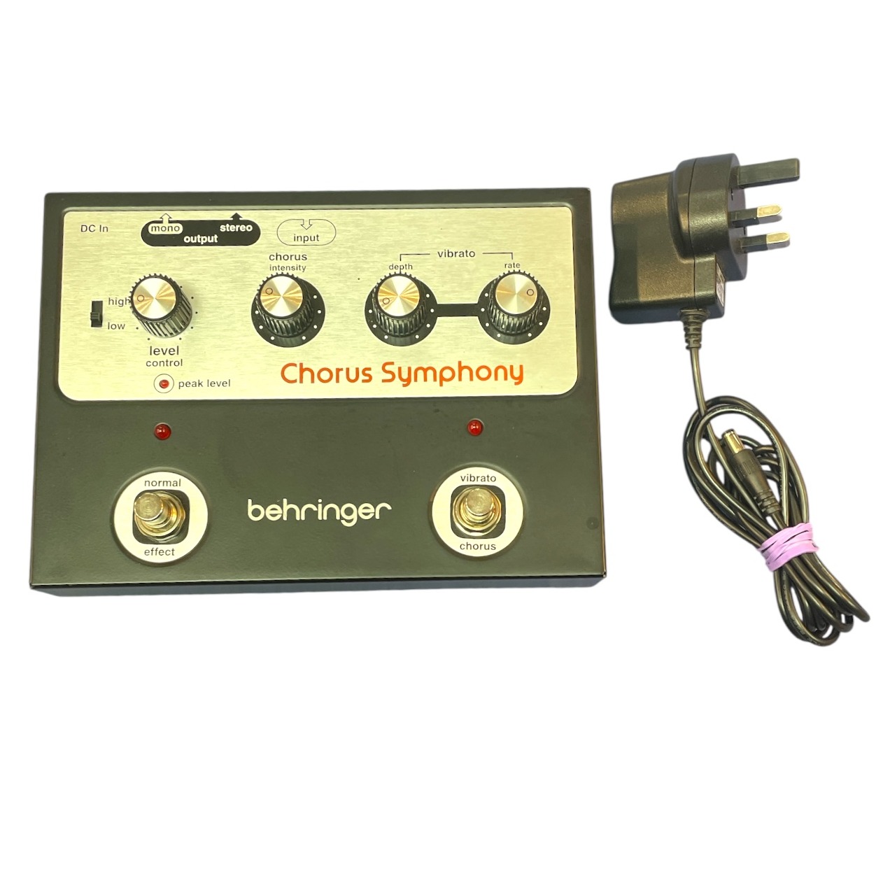 Pre-owned Behringer Chorus Symphony Analog Stereo Pedal - Own4Less